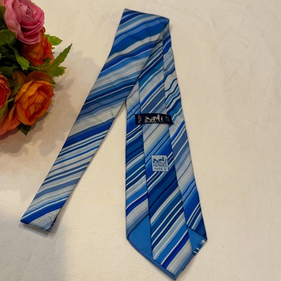 Authentic Hermes Blue and White Striped Tie